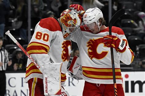 Flames bounce back with 5-1 victory over Ducks